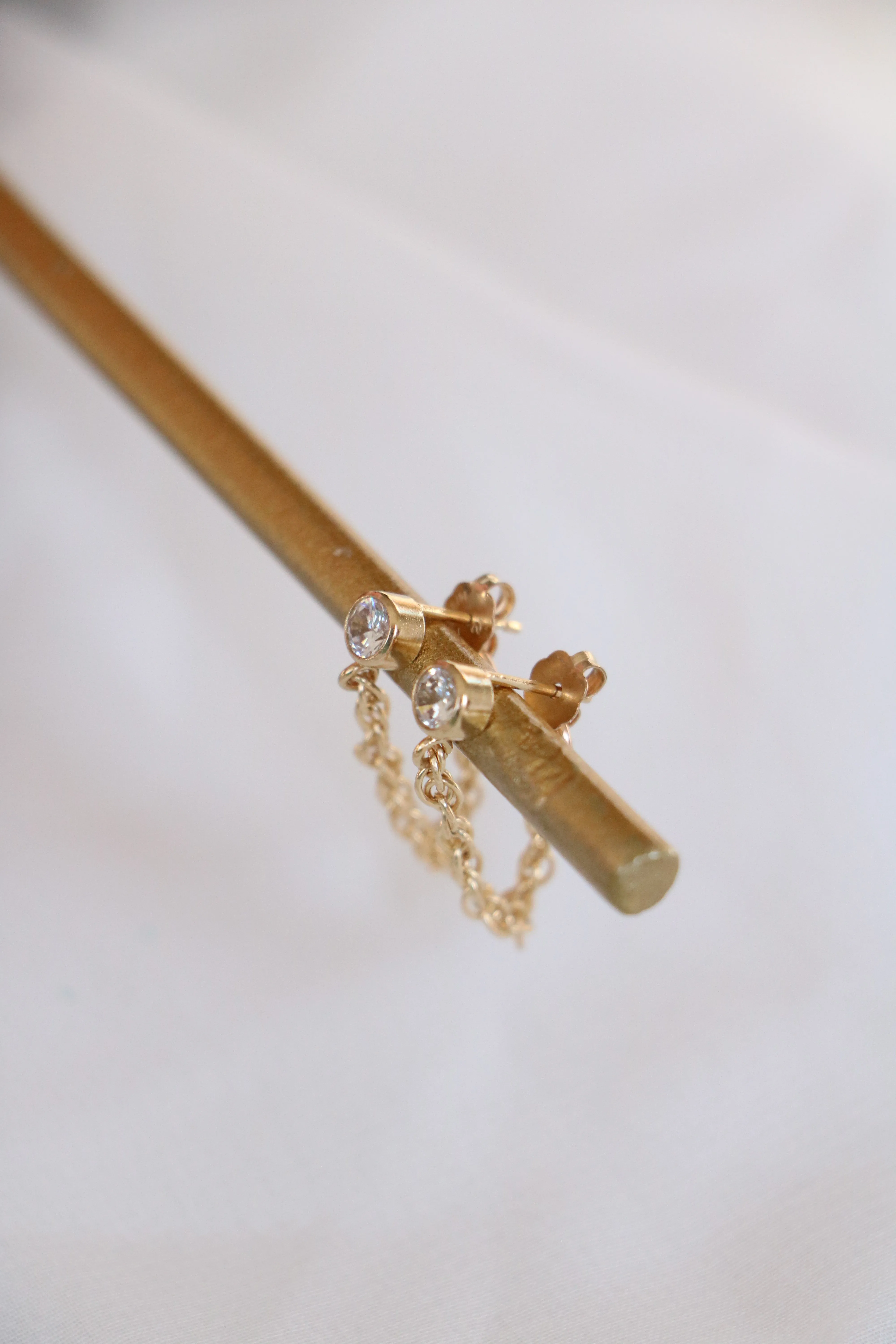 chain loop cz studs