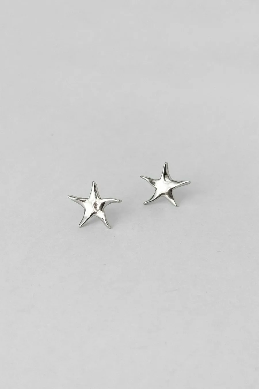 Estelle Studs
