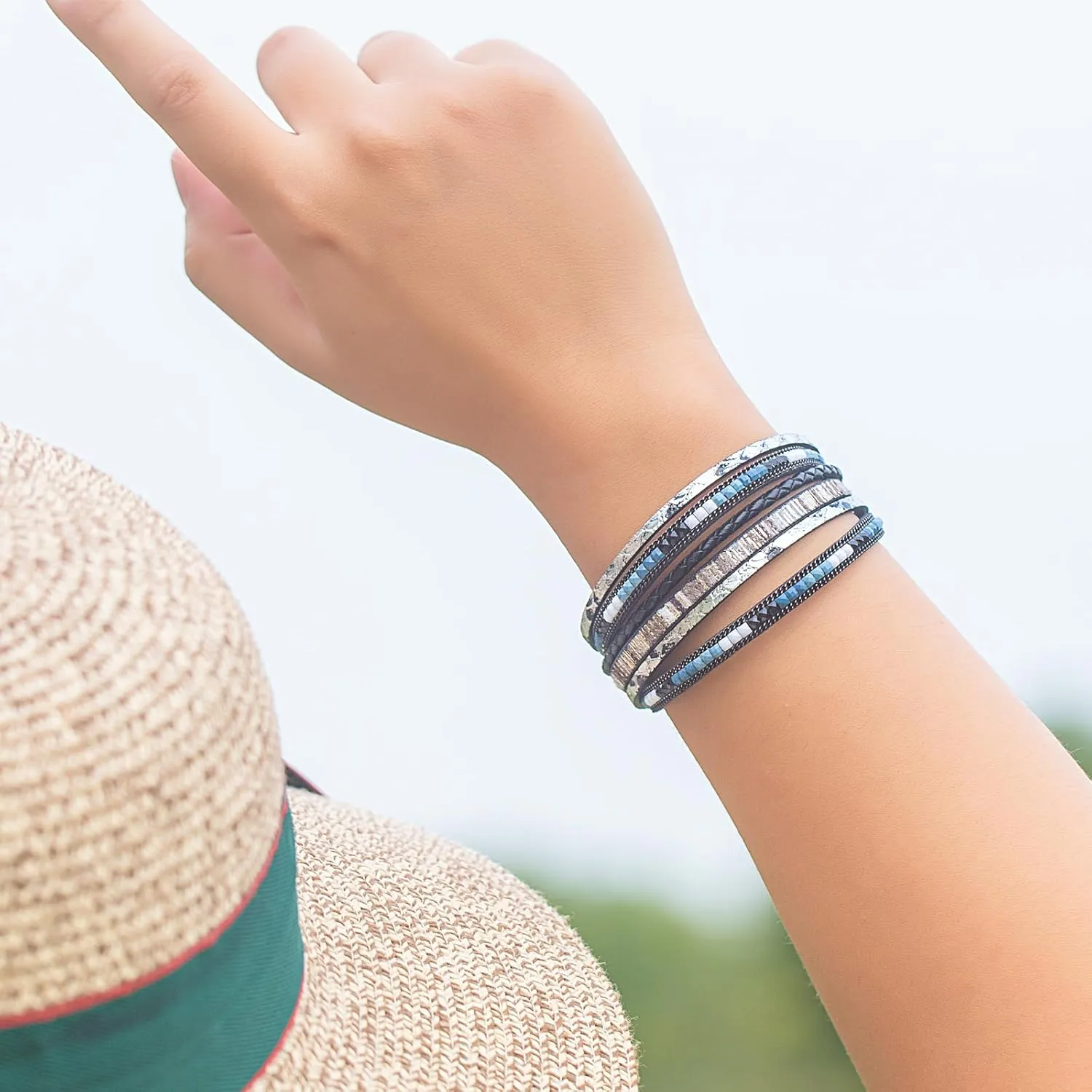 FANCY SHINY Boho Leather Wrap Bracelets Trendy Layered Bracelets with Magnetic Clasp Strackable Bohemian Jewelry Gifts for Women