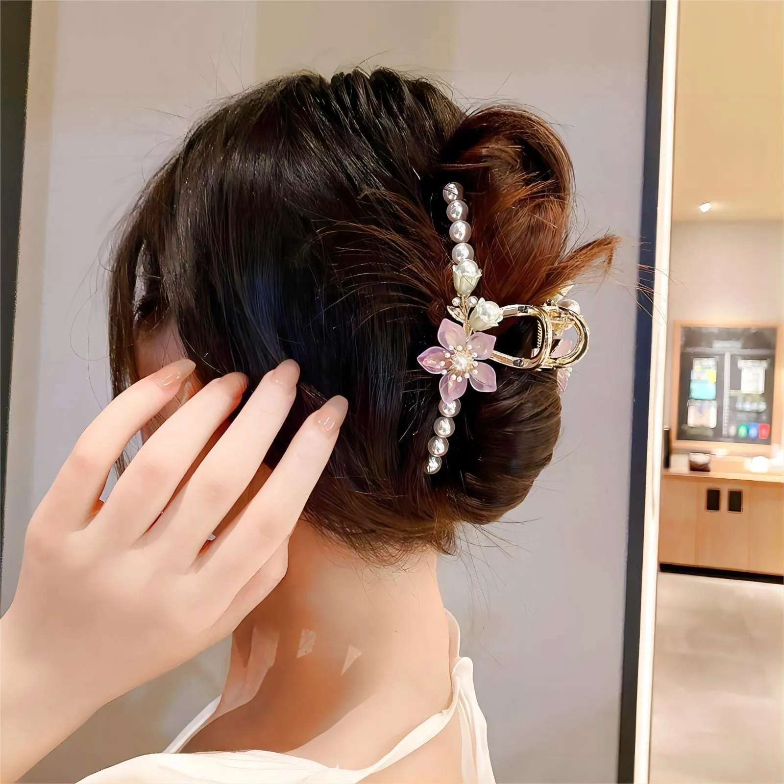 Floral Pearl Chignon Claw Clip Hair Clip