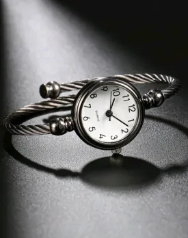 Jewellery - Watch - Ladies - round twisted black/white minimalist