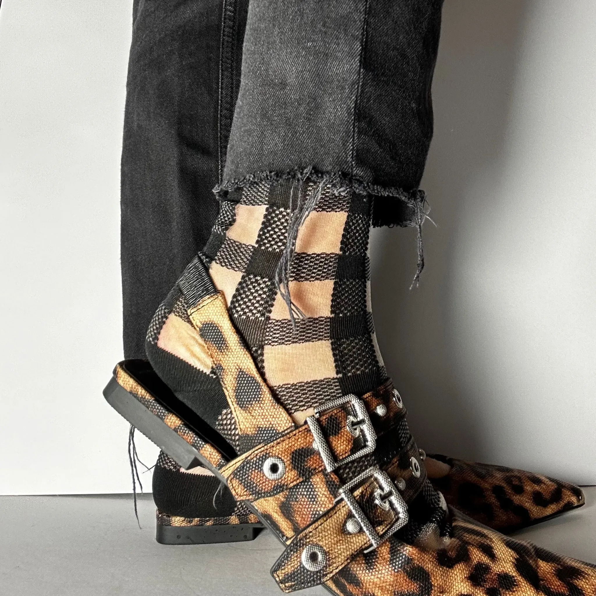 Sheer Checked Socks